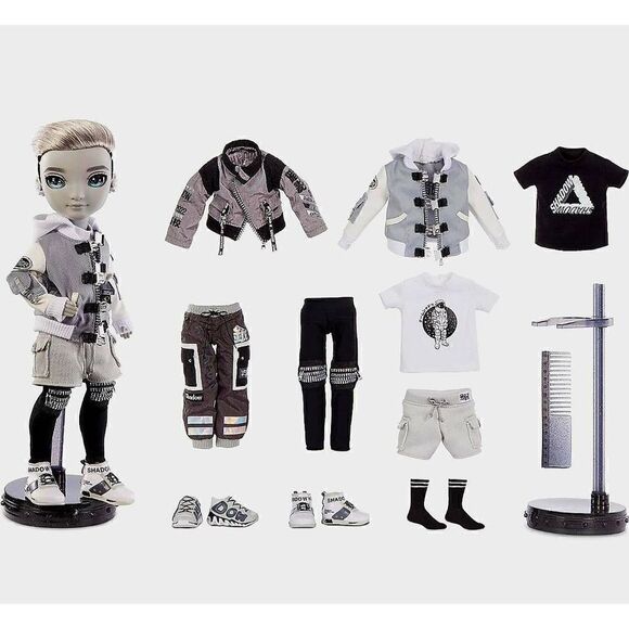 NIP ASH SILVERSTONE SHADOW HIGH DOLL - Picture 8 of 11